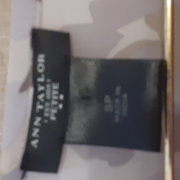 AnnTaylor Loft size small petite silky polyester ruffle sleeve top - Picture 4 of 8